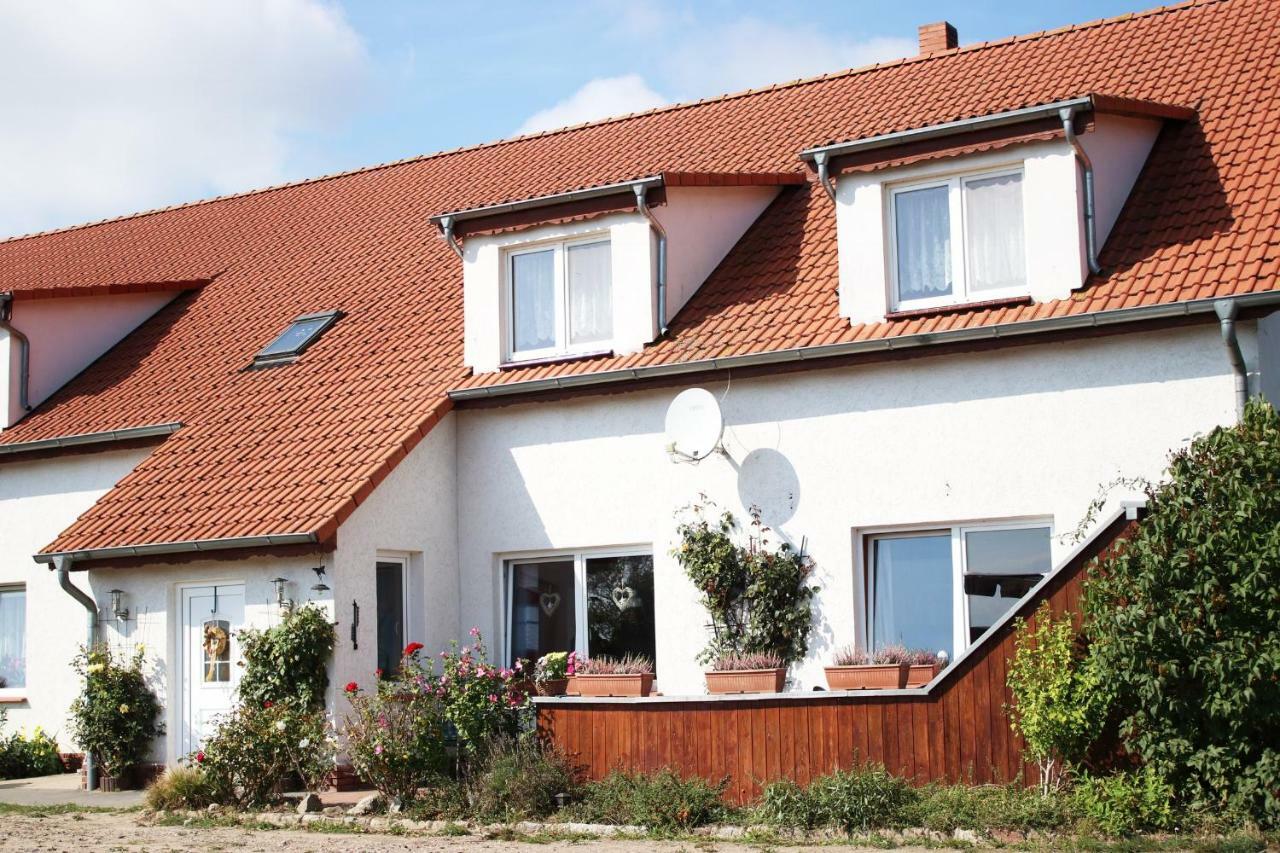 Ferienwohnung Familie Heuer Dargen Exterior foto